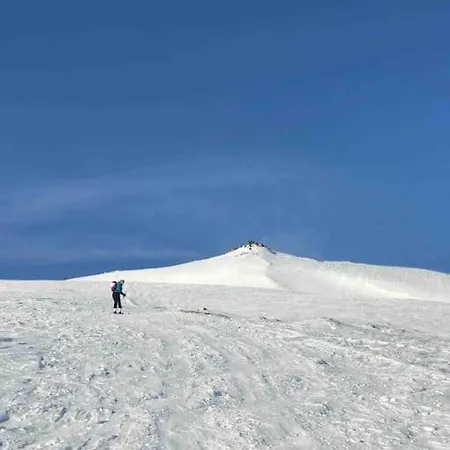 Fully Equipped With Parking For Families, Groups Or Business - 6 People Tromsø